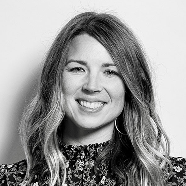 Headshot of Melissa Kraisinger